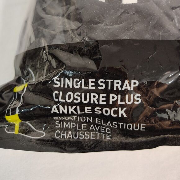 New ADIDAS Adult Medium Black Soccer Shin Guards PREDATOR CLUB Single Strap - Picture 3 of 6